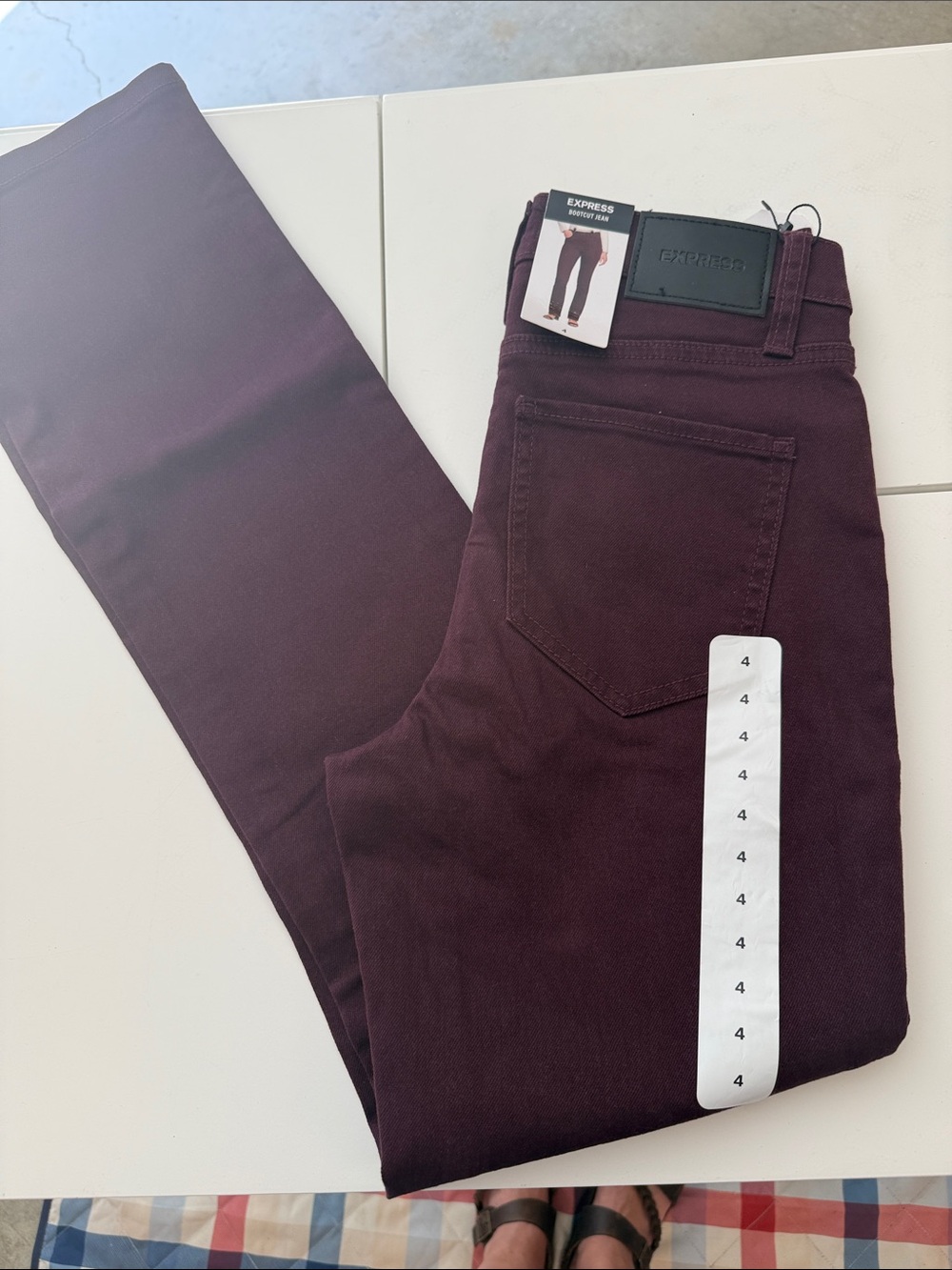 Express High-Rise Skinny Jeans in Burgundy size 4 boot cut Jean denim - Picture 1 of 6